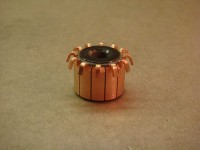 Komutator 1223812     (32H) 